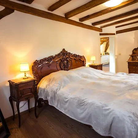 In Mit Kleinem Garten By Interhome Apartmán *