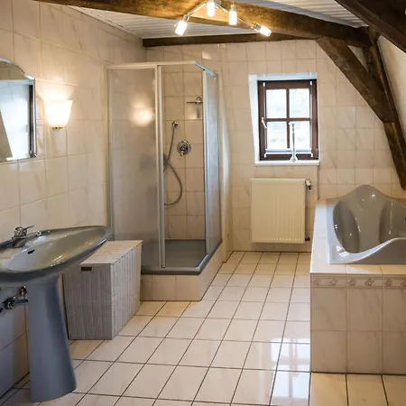 Apartmán In Mit Kleinem Garten By Interhome *