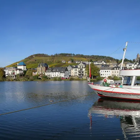 In Mit Kleinem Garten By Interhome Apartamento Traben-Trarbach