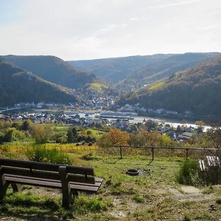 In Mit Kleinem Garten By Interhome *