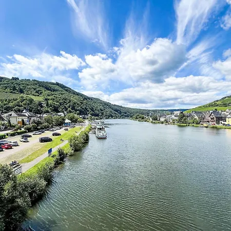 In Mit Kleinem Garten By Interhome